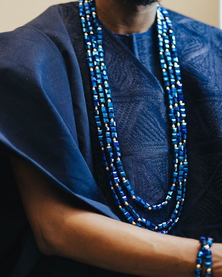 Hiraola's Product Image